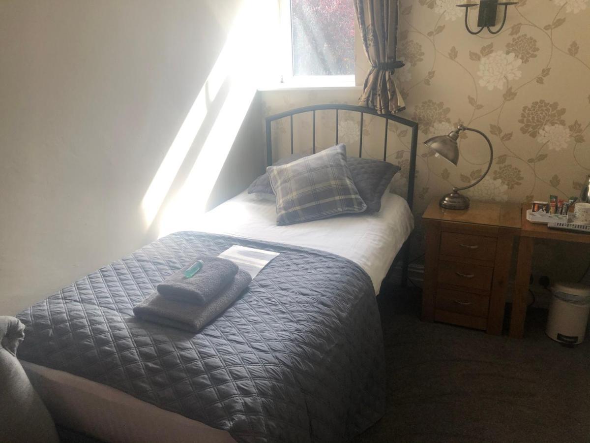 Autumn Leaves Guest House Уиндермер Екстериор снимка